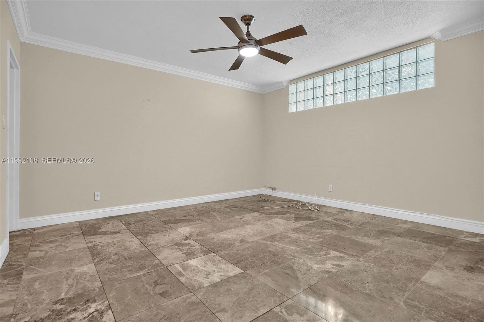 5401 Collins Ave # 1514, Miami Beach FL 33140 — 33