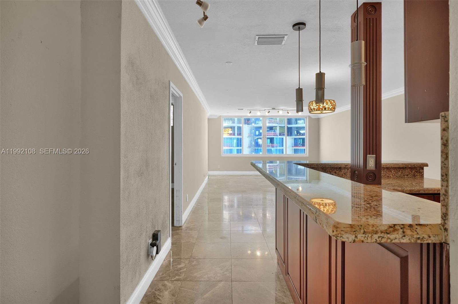 5401 Collins Ave # 1514, Miami Beach FL 33140 — 18