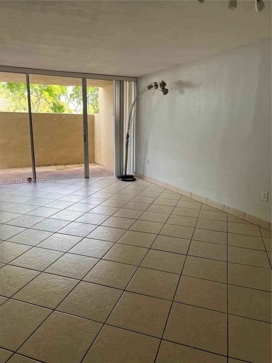 10845 SW 112th Ave # 107, Miami FL 33176 — 1