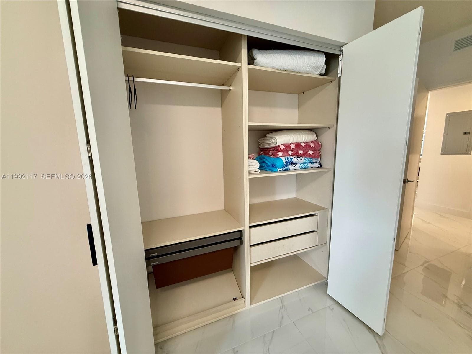 700 NE 24 street # 3802, Miami FL 33137 — 24