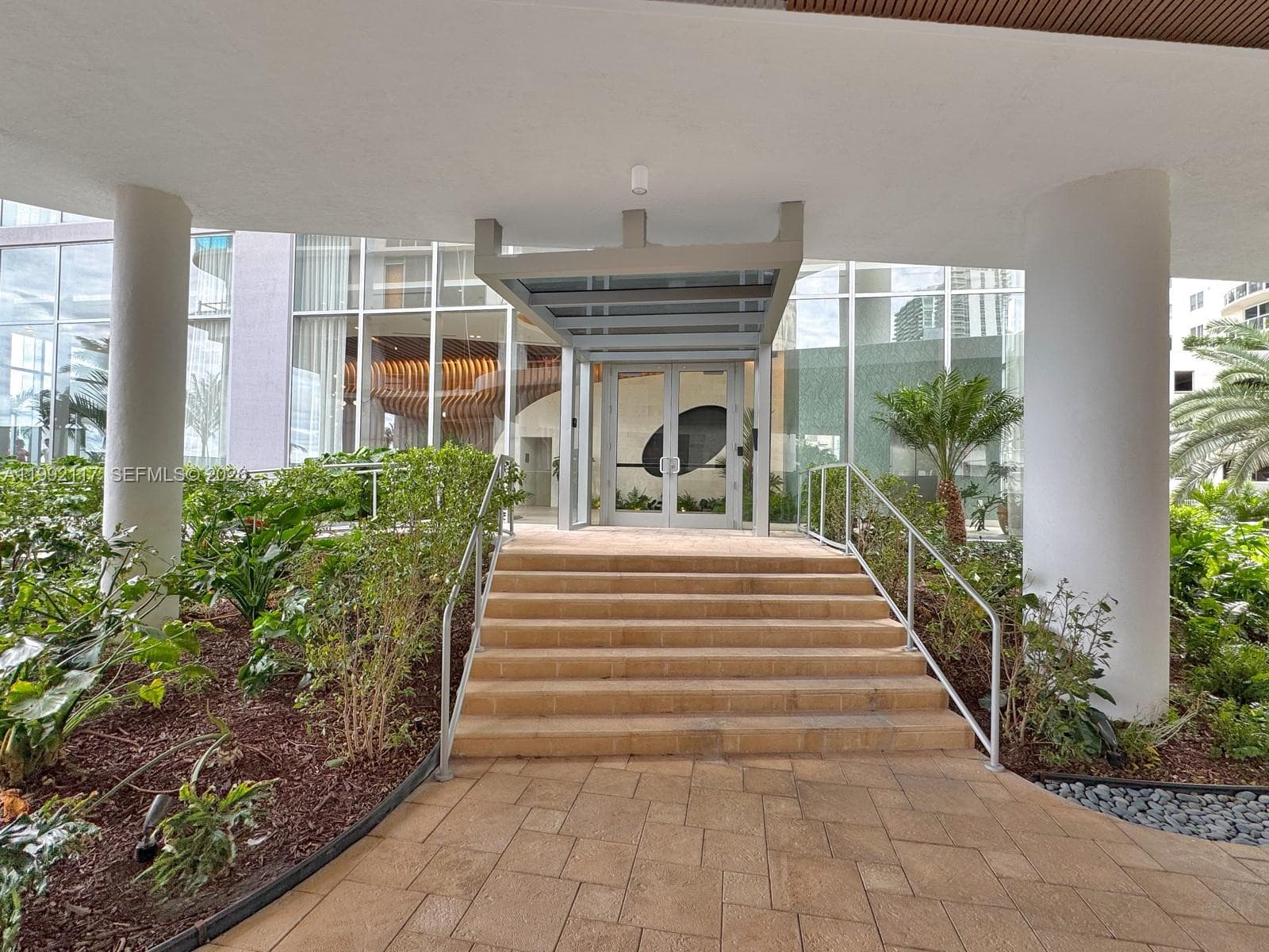 700 NE 24 street # 3802, Miami FL 33137 — 30