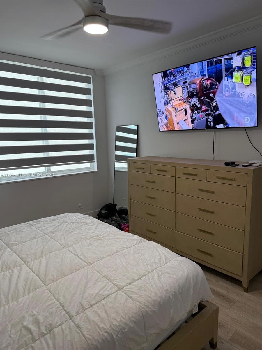 5005 Collins Ave # 1525, Miami Beach FL 33140 — 12