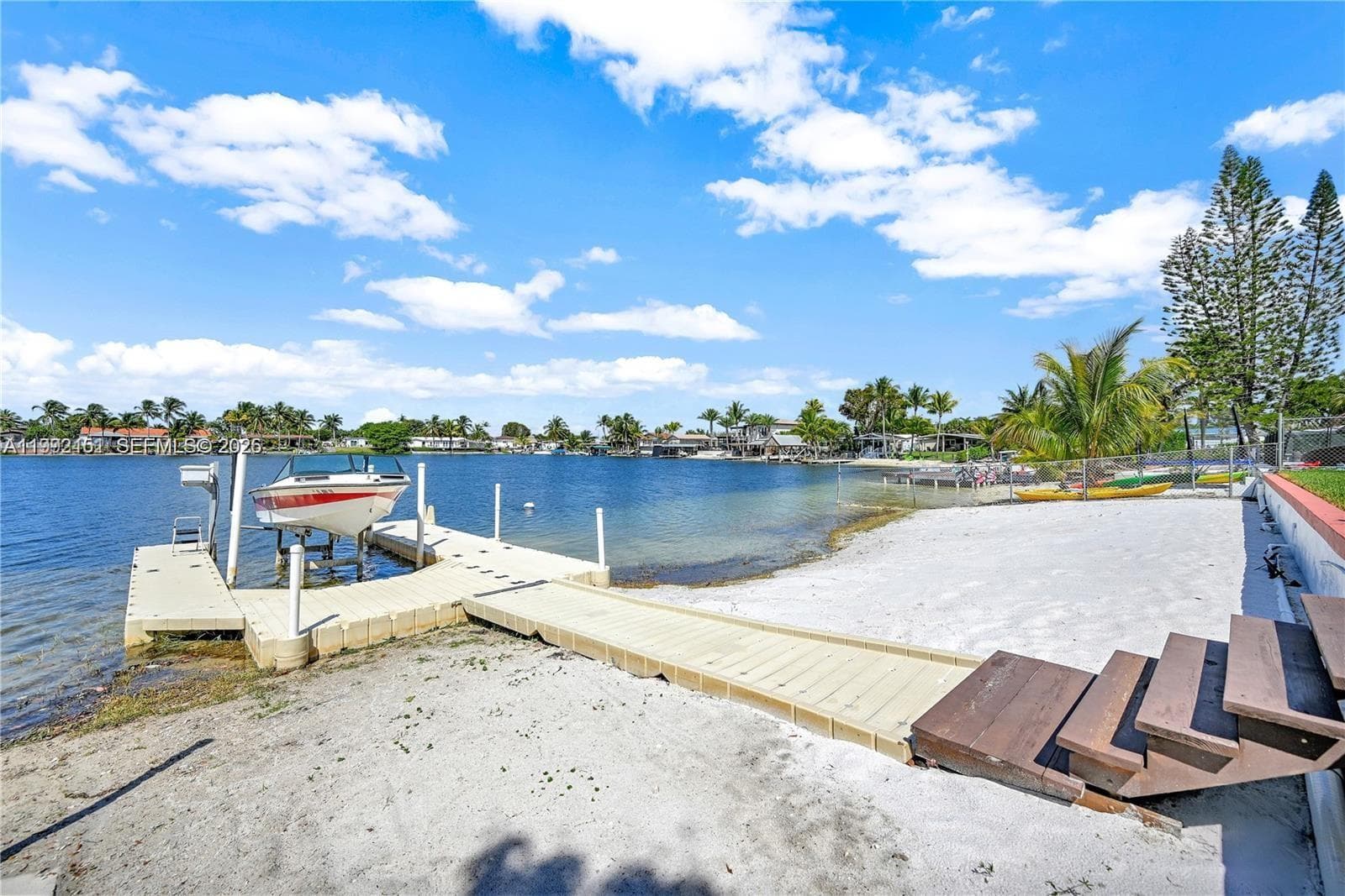 18400 NW 78th Ave, Hialeah FL 33015 — 11