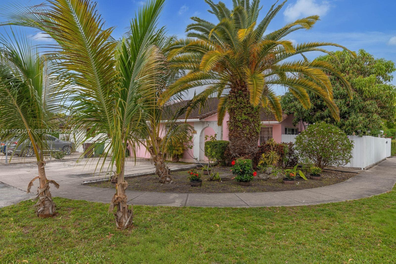 1261 W 43rd Pl, Hialeah FL 33012 — 6