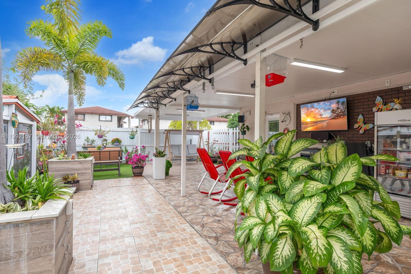 1261 W 43rd Pl, Hialeah FL 33012 — 46