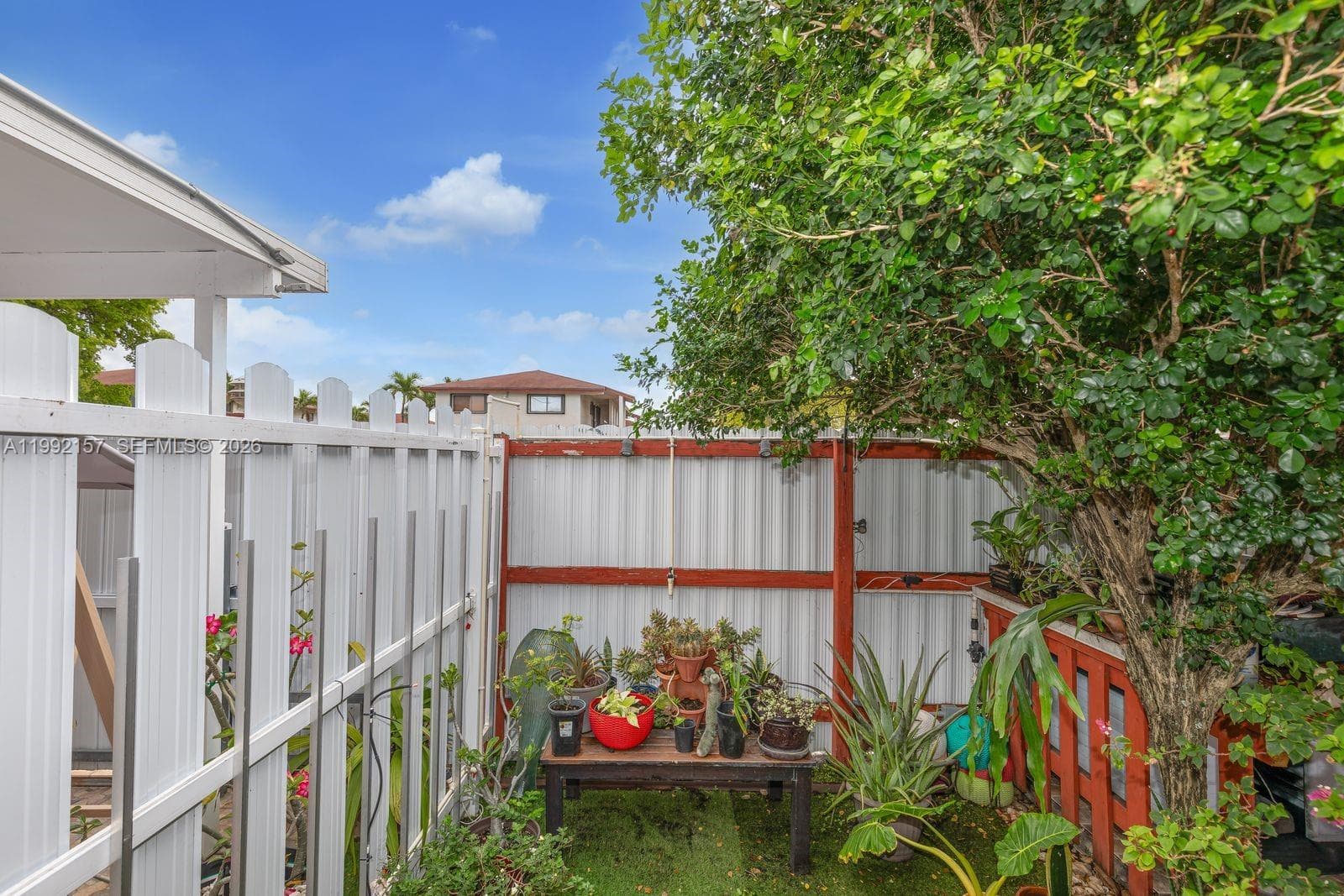 1261 W 43rd Pl, Hialeah FL 33012 — 53