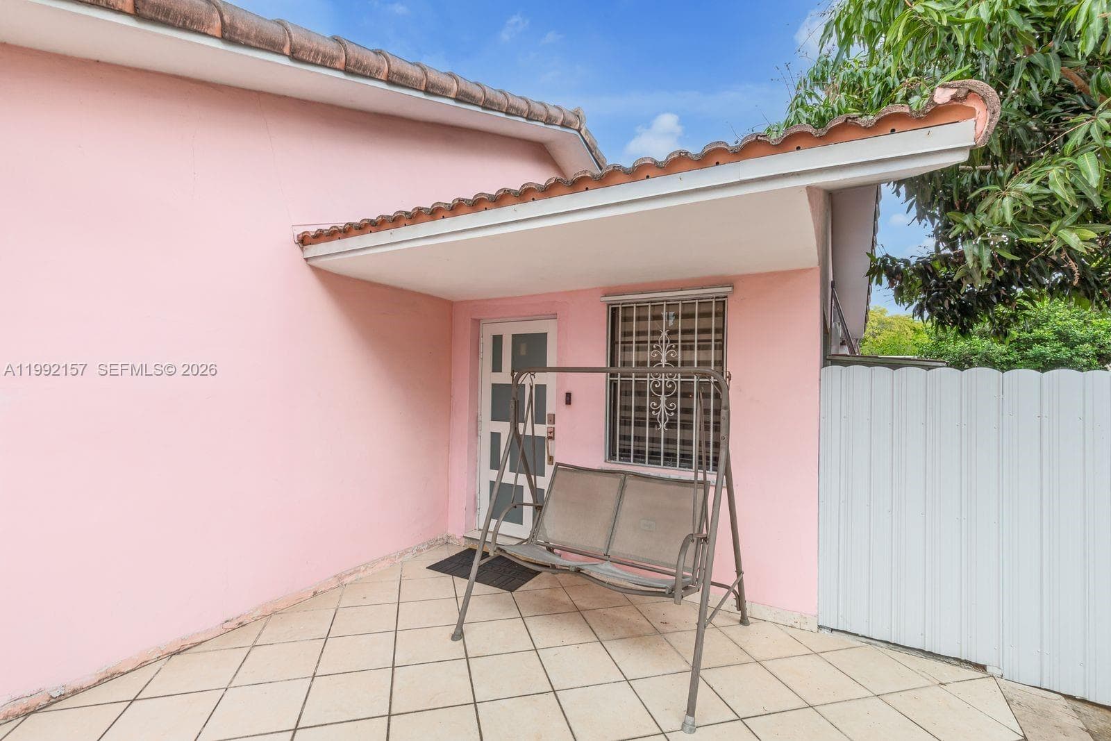 1261 W 43rd Pl, Hialeah FL 33012 — 3