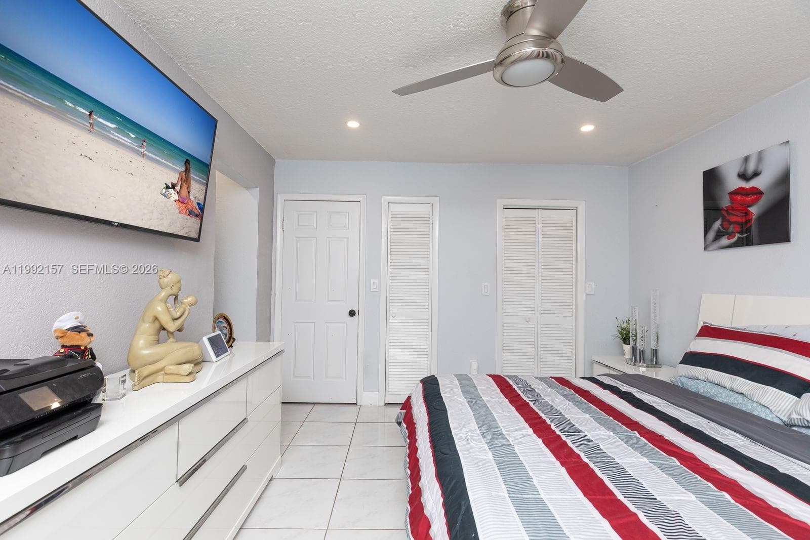1261 W 43rd Pl, Hialeah FL 33012 — 32