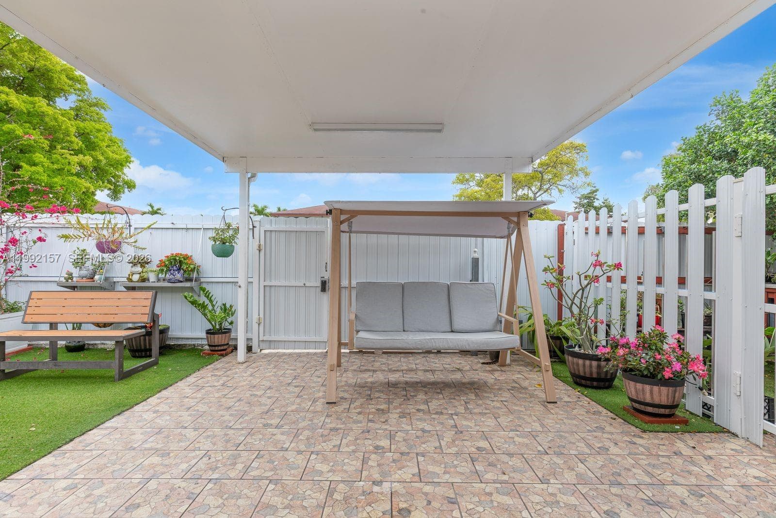 1261 W 43rd Pl, Hialeah FL 33012 — 55