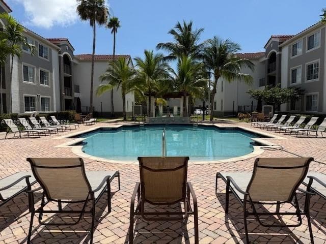 6831 SW 44th St # 203, Miami FL 33155 — 22