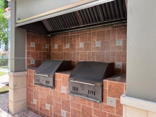 6831 SW 44th St # 203, Miami FL 33155 — 21