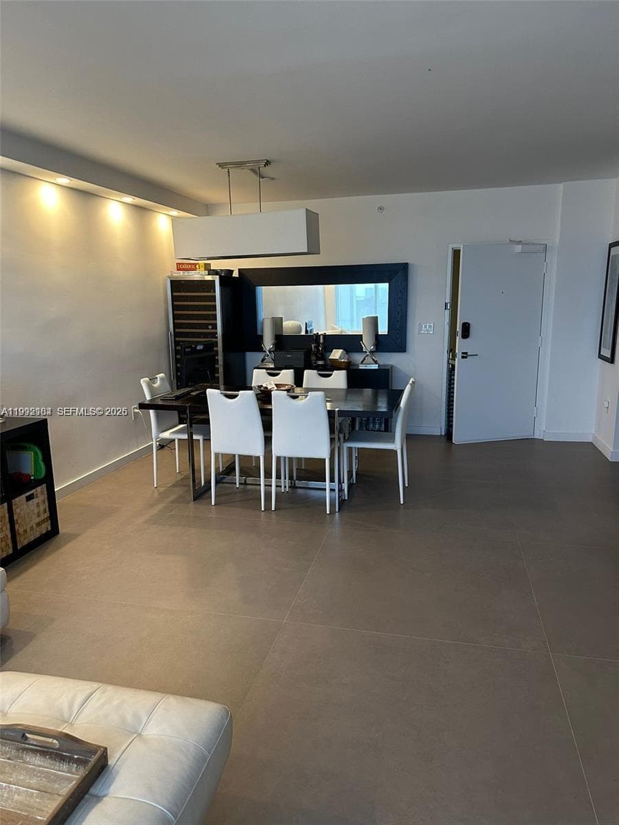10275 Collins Ave # 523, Bal Harbour FL 33154 — 4