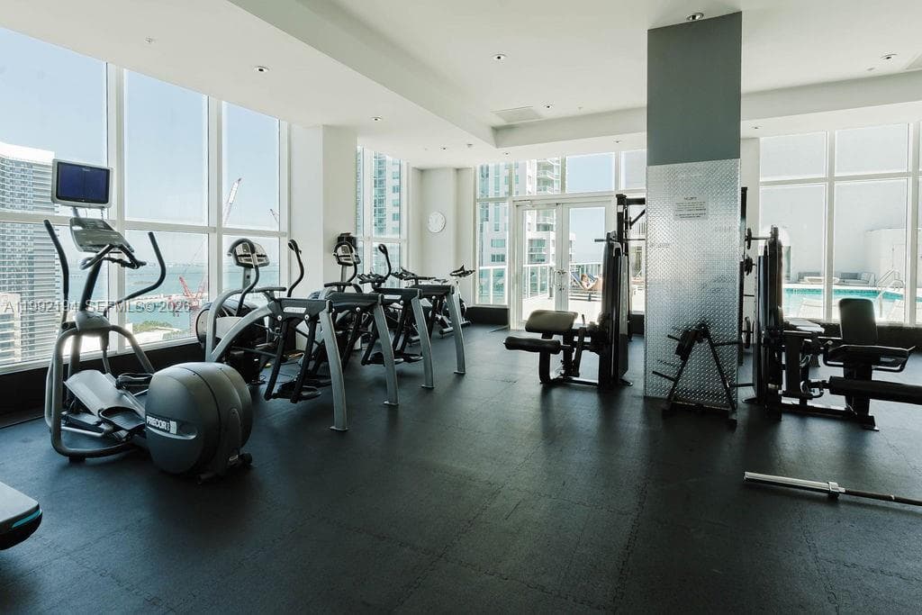 133 NE 2nd Ave # 512, Miami FL 33132 — 15