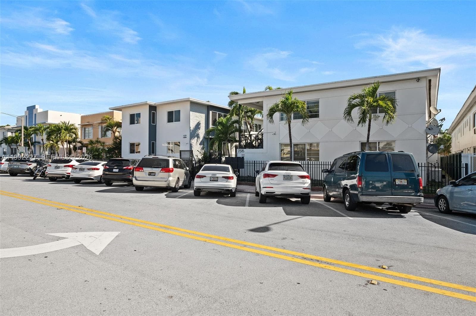 7315 Byron Ave # 10, Miami Beach FL 33141 — 1