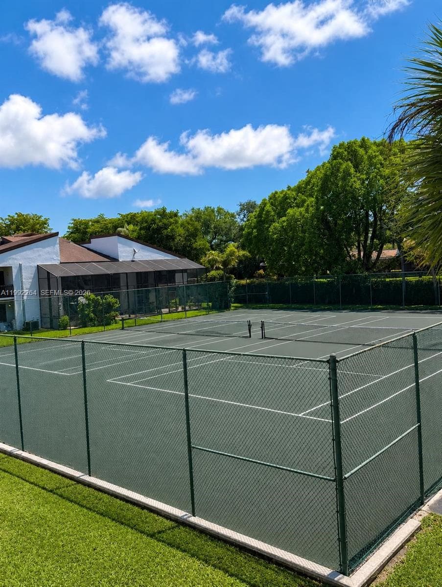 10060 NW 41st St # 5, Doral FL 33178 — 8