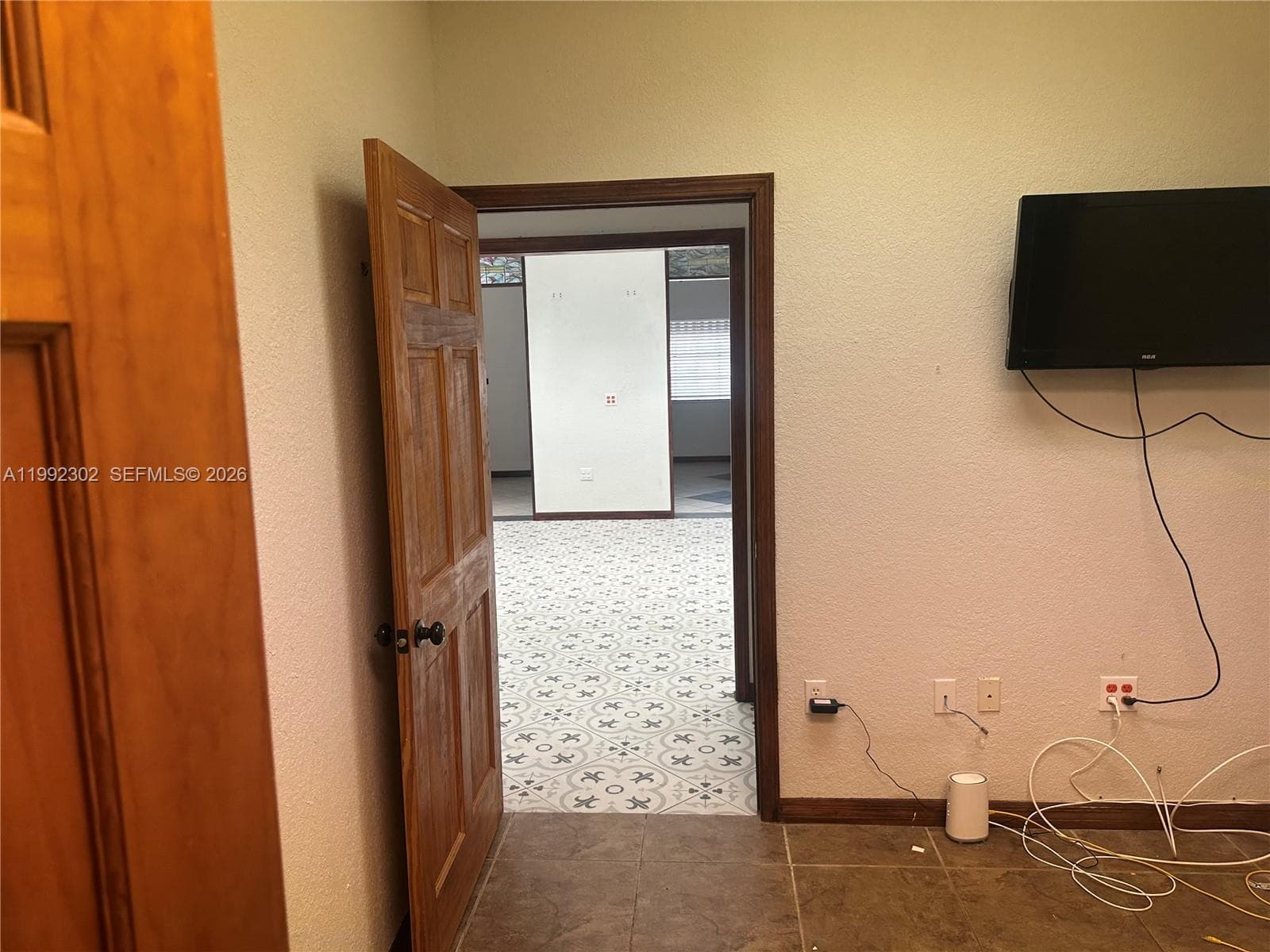 257 N Krome Ave, Homestead FL 33030 — 14
