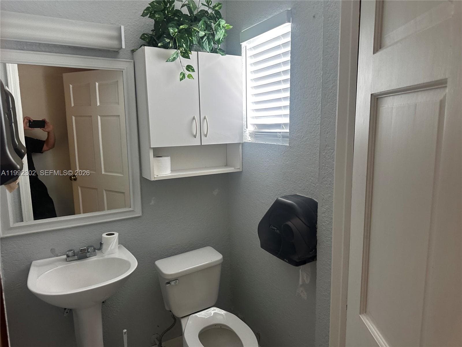 257 N Krome Ave, Homestead FL 33030 — 25