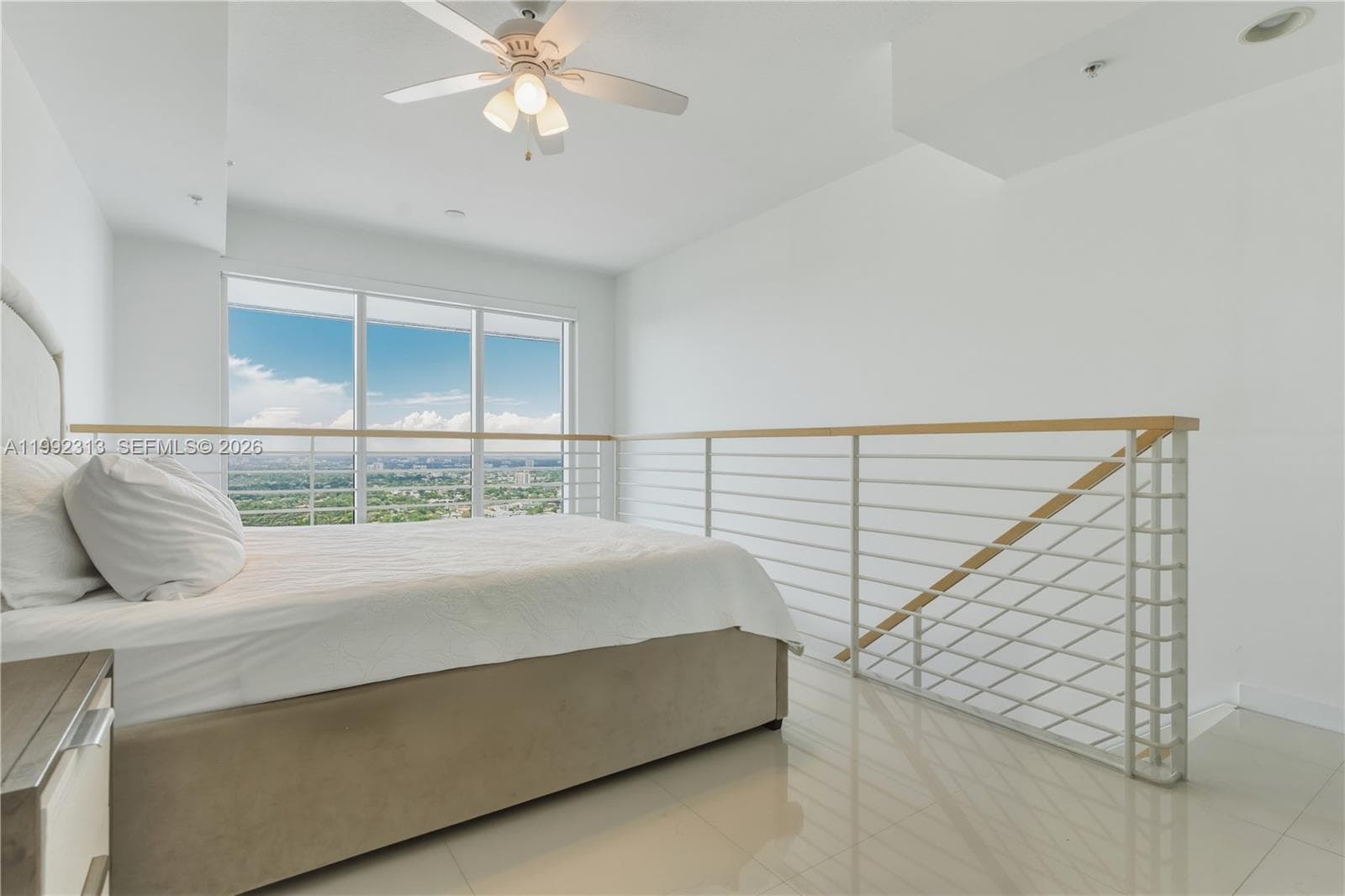 60 SW 13th St # 2805, Miami FL 33130 — 13