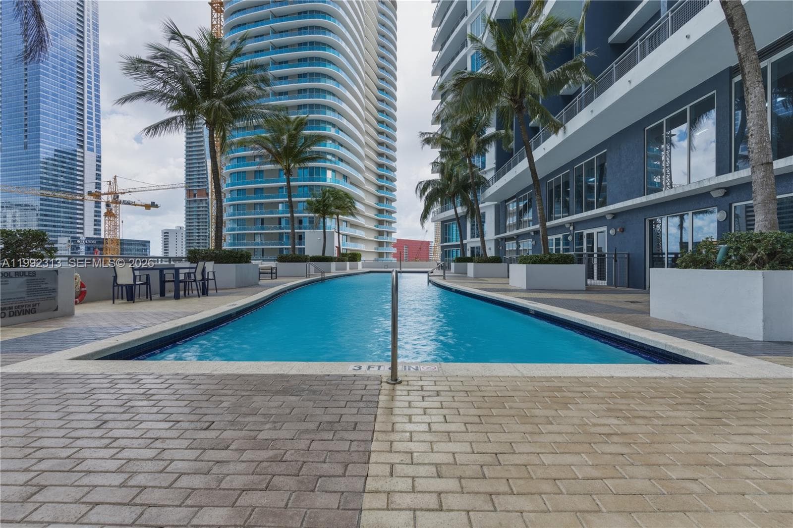 60 SW 13th St # 2805, Miami FL 33130 — 32