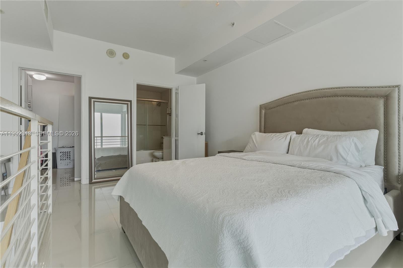 60 SW 13th St # 2805, Miami FL 33130 — 14