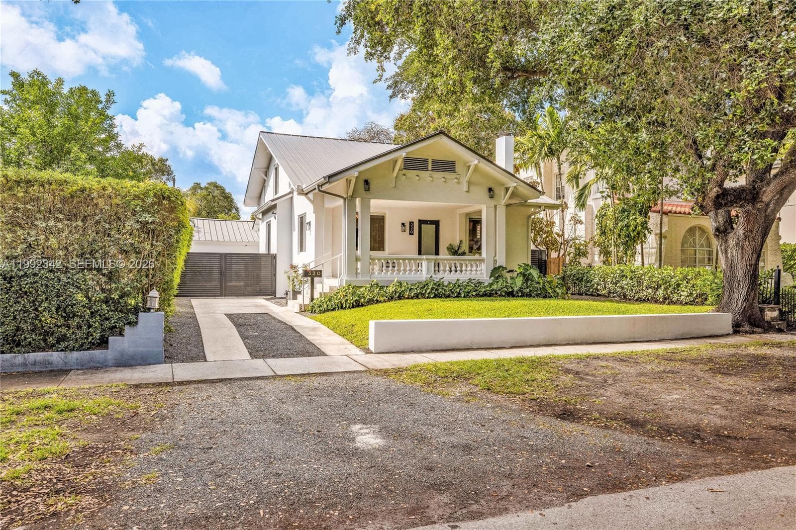 320 NE 88th St, El Portal FL 33138 — 71