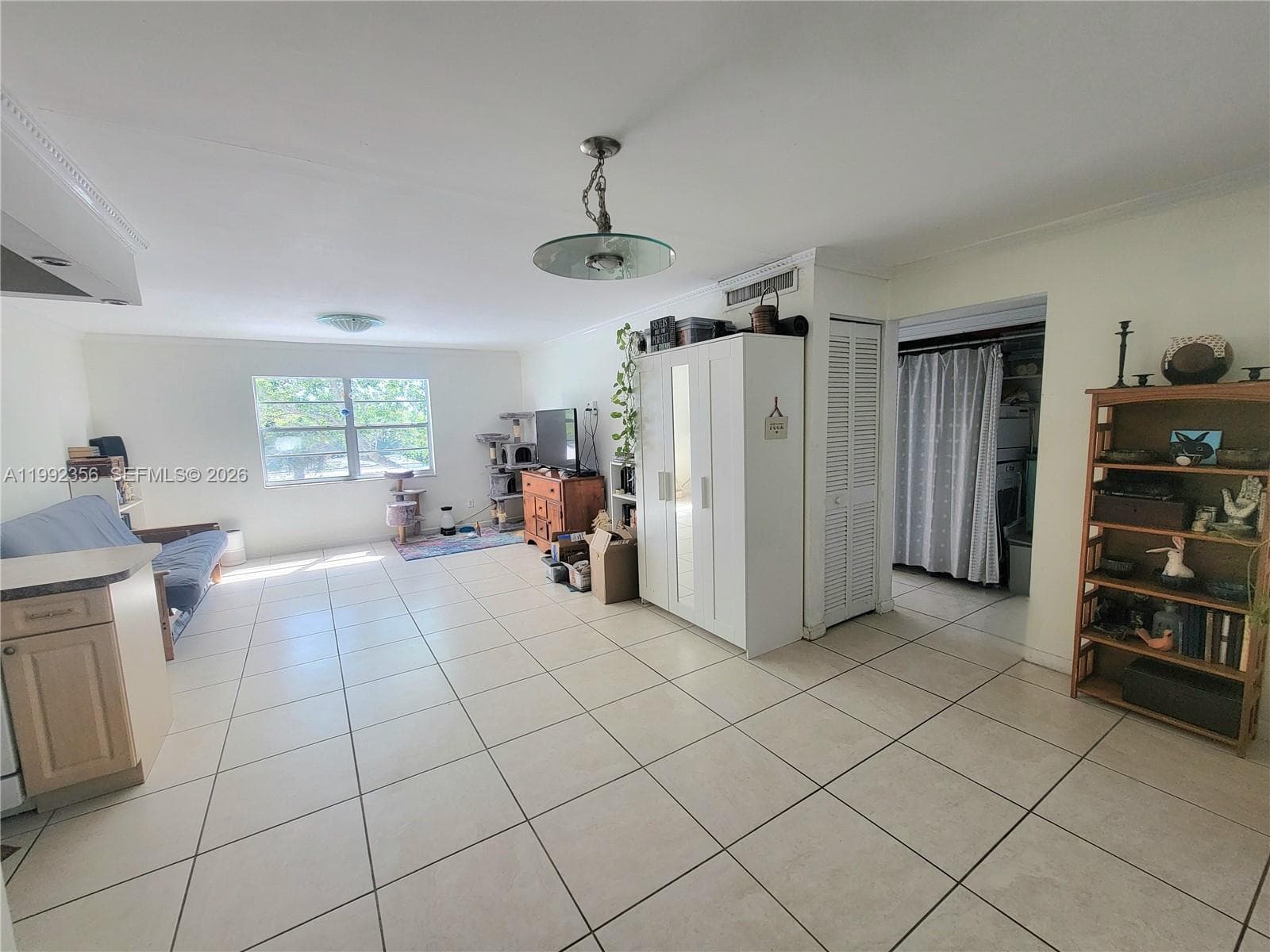 1230 NE 139th St # 304, North Miami FL 33161 — 5