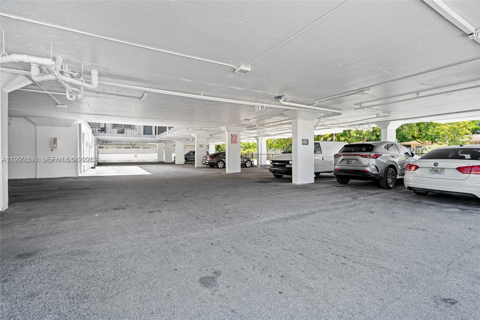 1230 NE 139th St # 304, North Miami FL 33161 — 20