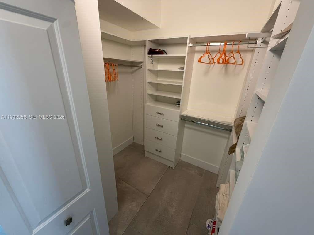 3330 NE 190th St # 710, Aventura FL 33180 — 11