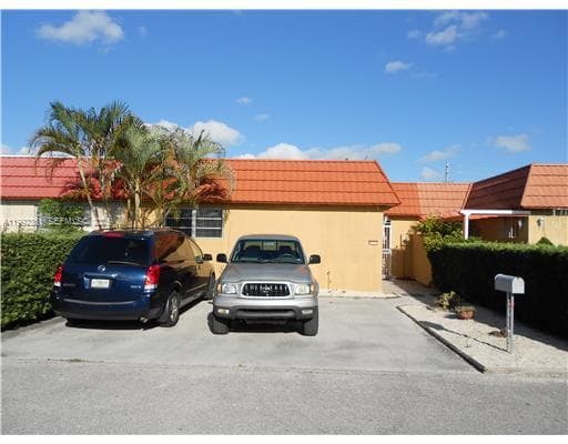 4131 W 18th Ct # 4131, Hialeah FL 33012 — 2