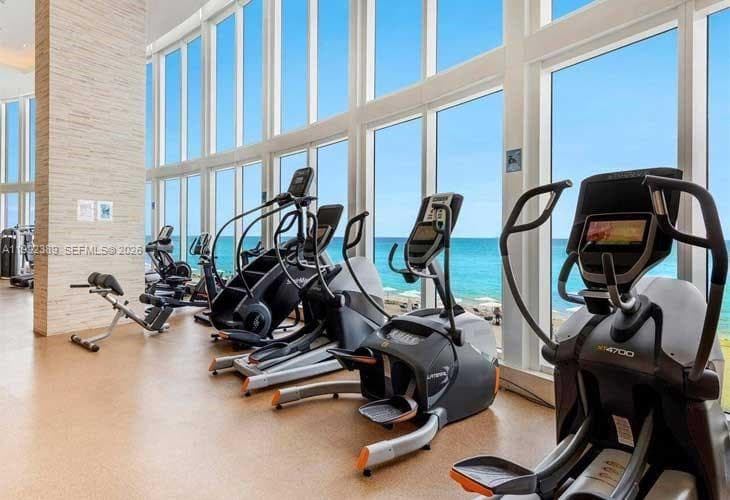15901 Collins Ave # 2802, Sunny Isles Beach FL 33160 — 14