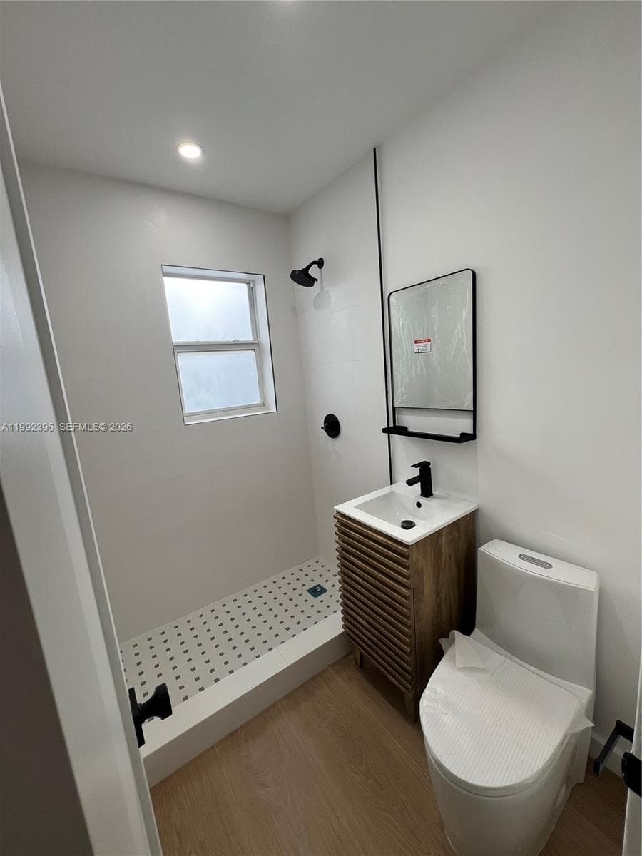 7035 NE 4th Ct # 4, Miami FL 33138 — 2