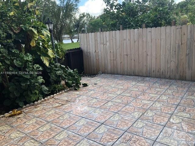6713 SW 112th Ct, Miami FL 33173 — 9