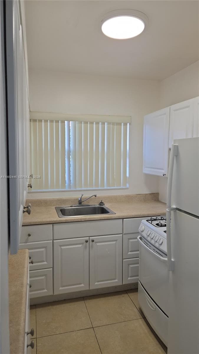 9473 Abbott Ave # 7, Surfside FL 33154 — 3