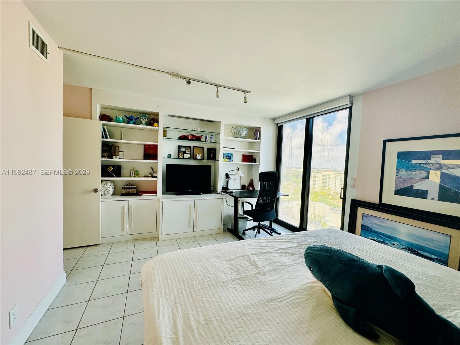 19667 Turnberry Way # 22E, Aventura FL 33180 — 14