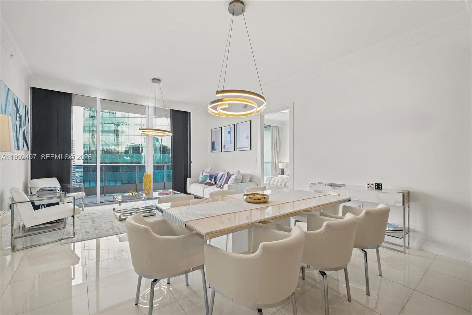 200 Biscayne Boulevard Way # 5009, Miami FL 33131 — 9