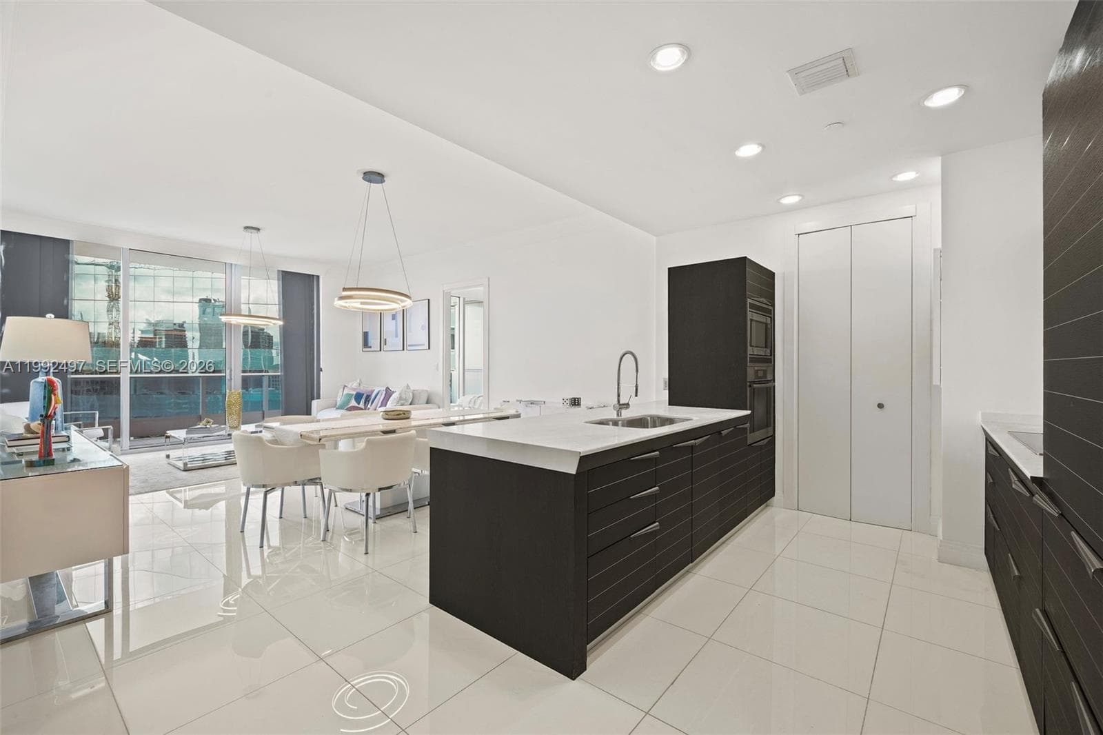 200 Biscayne Boulevard Way # 5009, Miami FL 33131 — 15