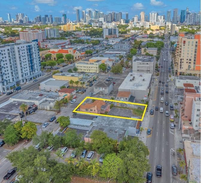 1437 SW 1st St, Miami FL 33135 — 3
