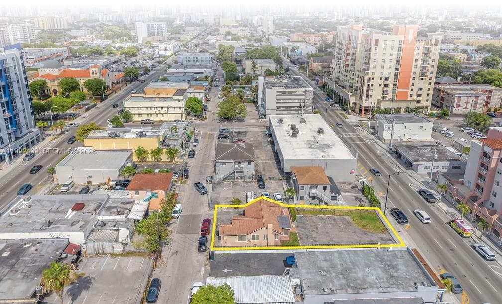 1437 SW 1st St, Miami FL 33135 — 1