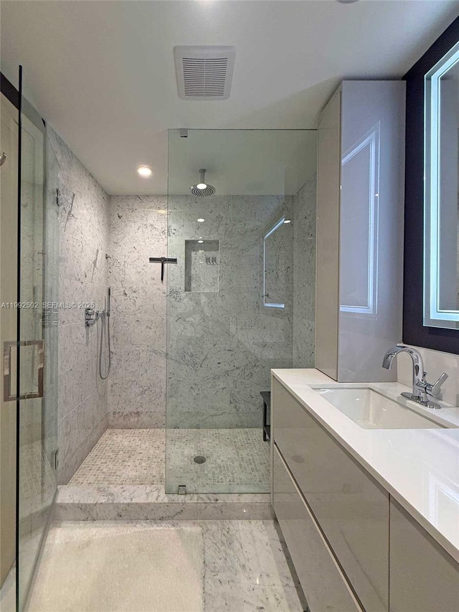 1000 Brickell Plz # 3702, Miami FL 33131 — 43