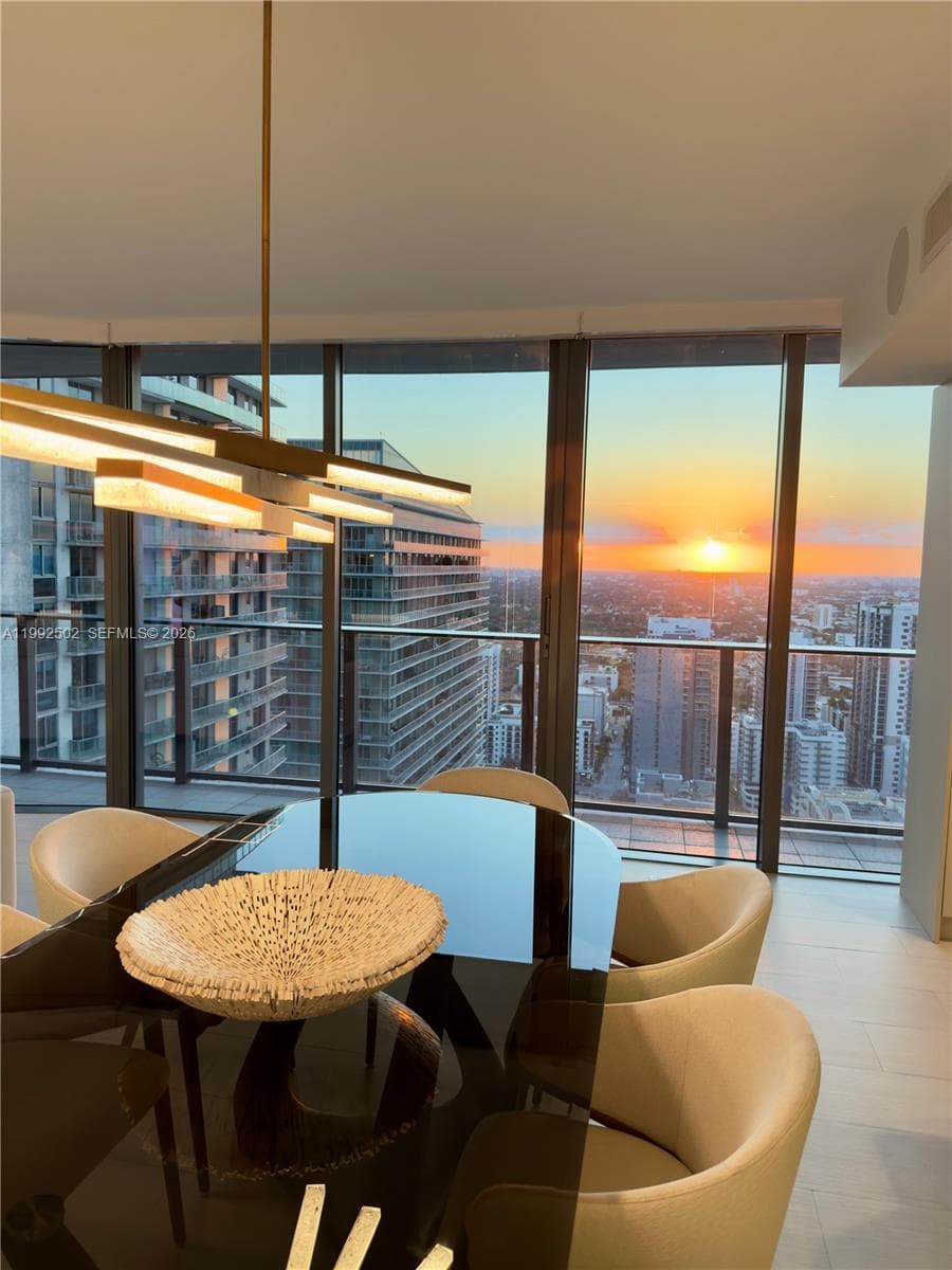 1000 Brickell Plz # 3702, Miami FL 33131 — 36