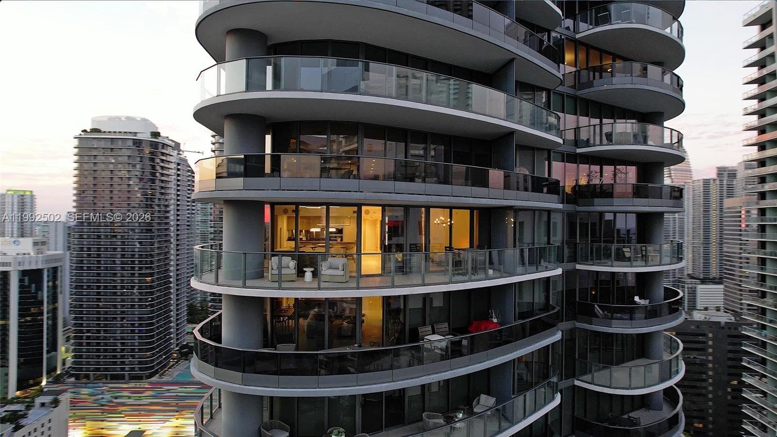 1000 Brickell Plz # 3702, Miami FL 33131 — 1