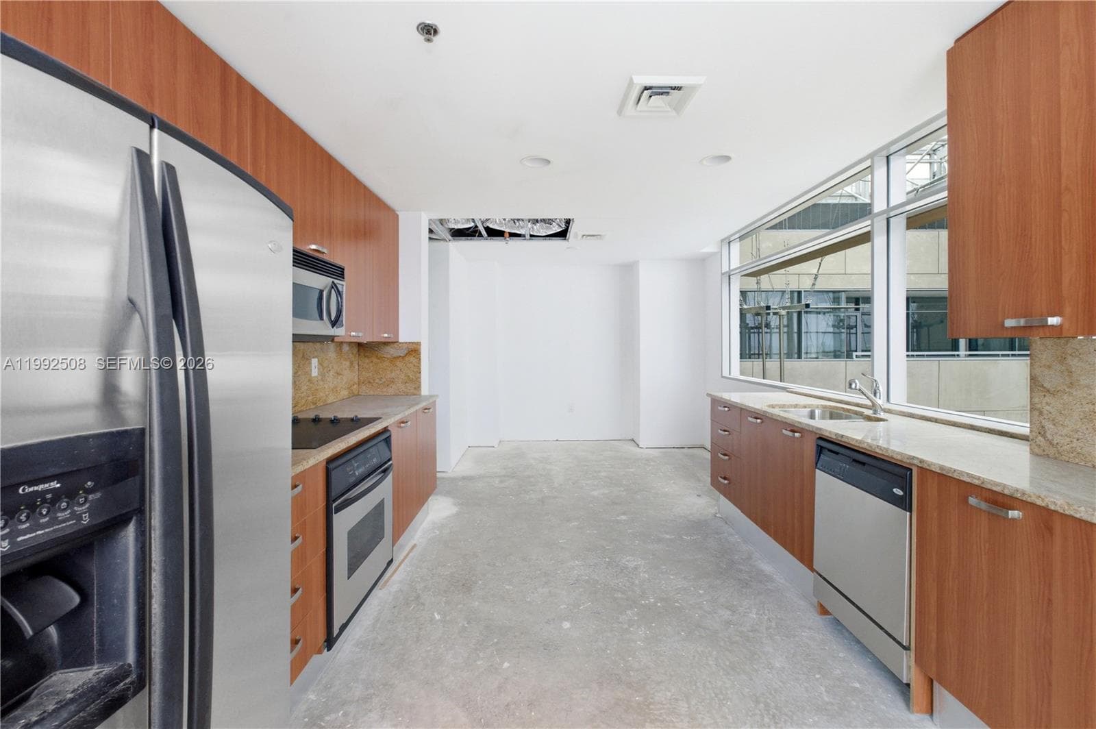 1395 Brickell Ave # 3407, Miami FL 33131 — 11