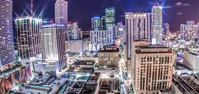133 NE 2nd Ave # 3410, Miami FL 33132 — 23