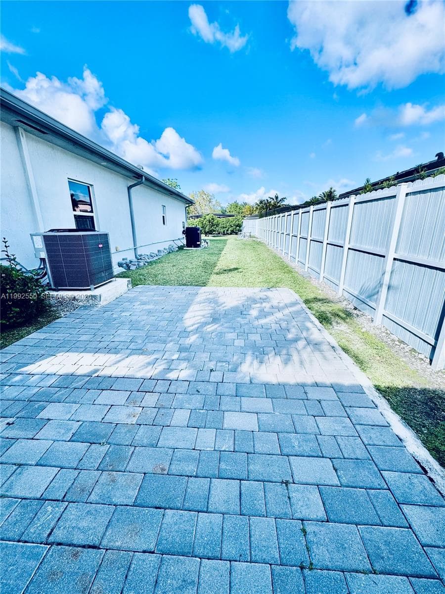 19303 SW 132nd Path, Miami FL 33177 — 28