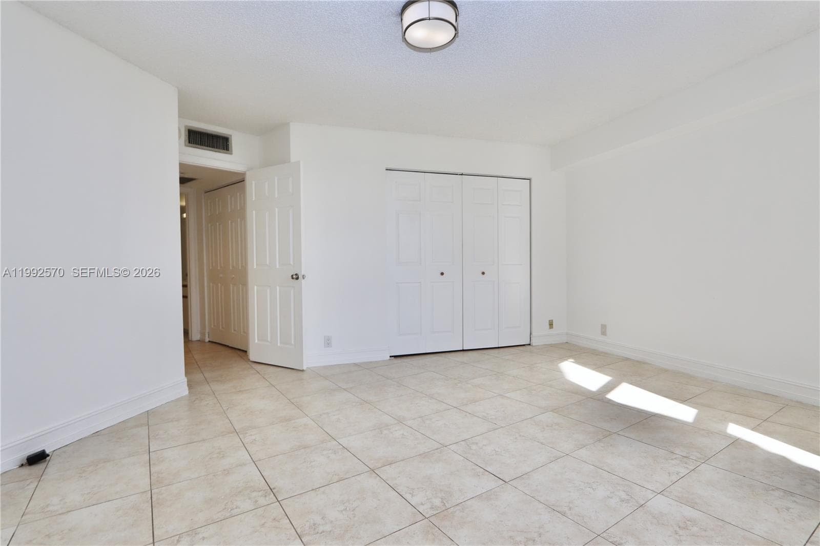 3500 Mystic Pointe Dr # 1207, Aventura FL 33180 — 23