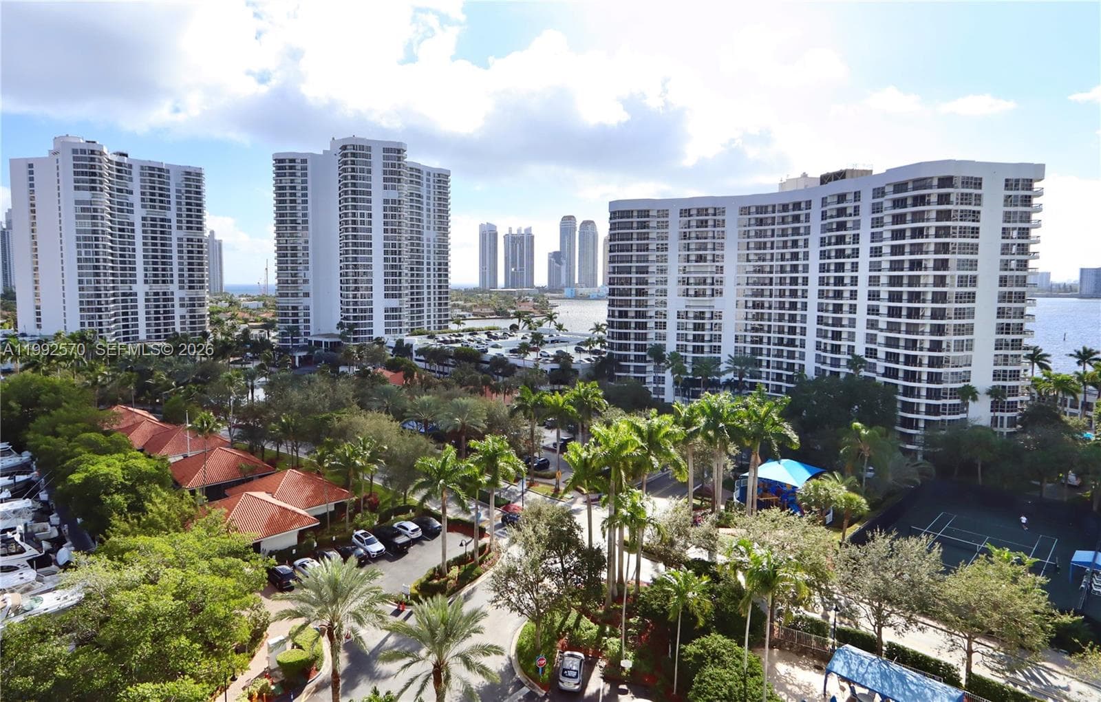 3500 Mystic Pointe Dr # 1207, Aventura FL 33180 — 36