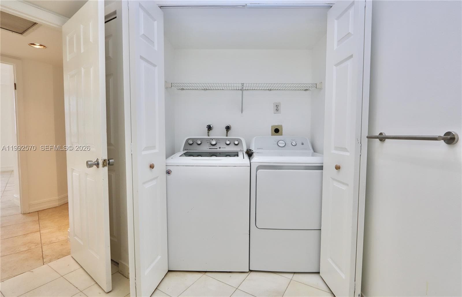 3500 Mystic Pointe Dr # 1207, Aventura FL 33180 — 28