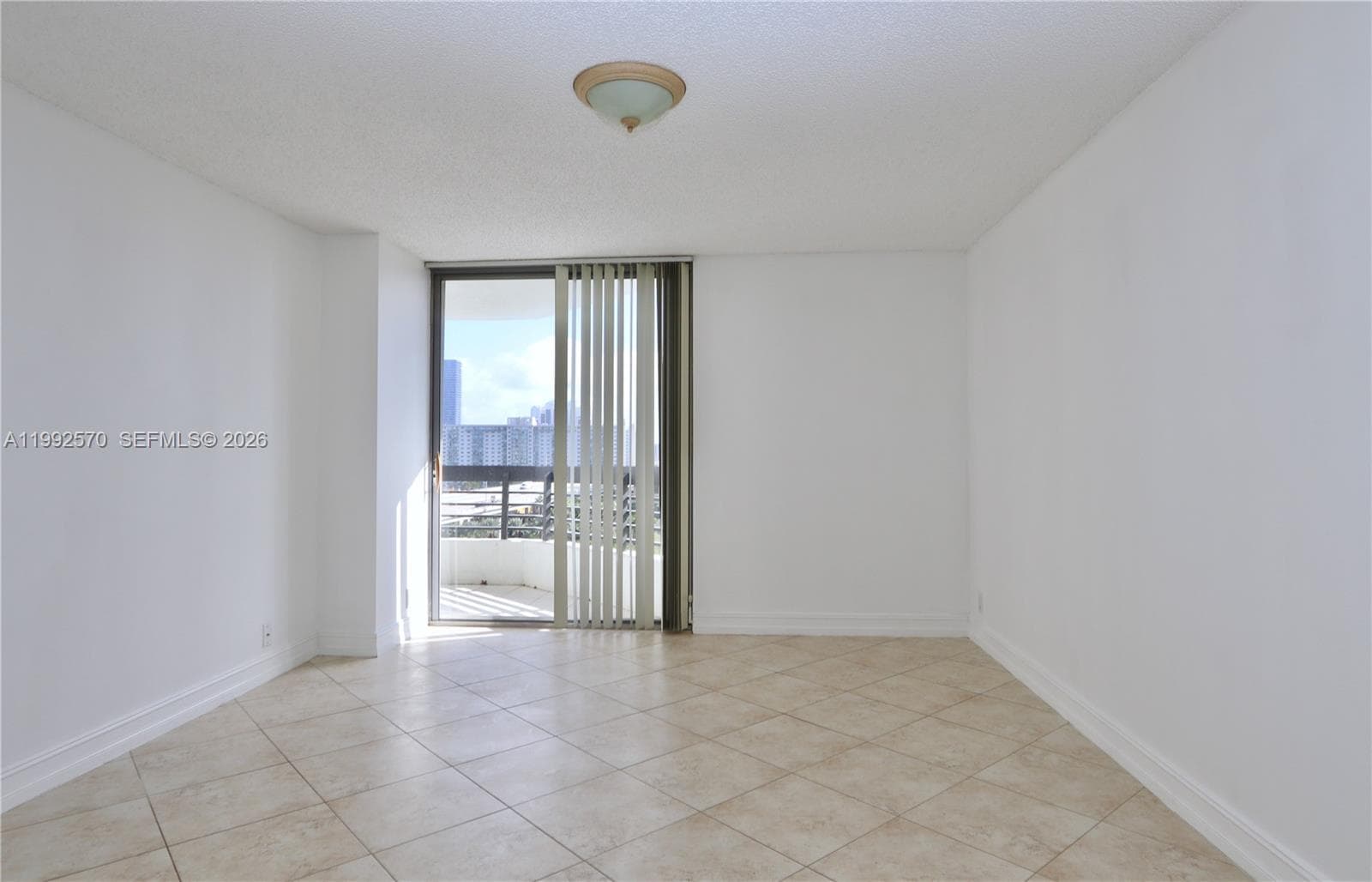 3500 Mystic Pointe Dr # 1207, Aventura FL 33180 — 14