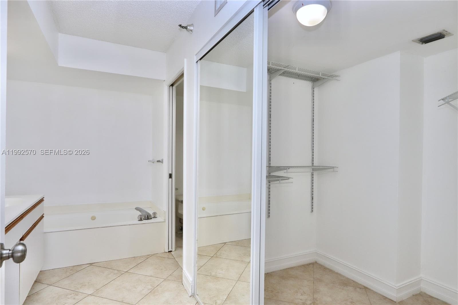 3500 Mystic Pointe Dr # 1207, Aventura FL 33180 — 19
