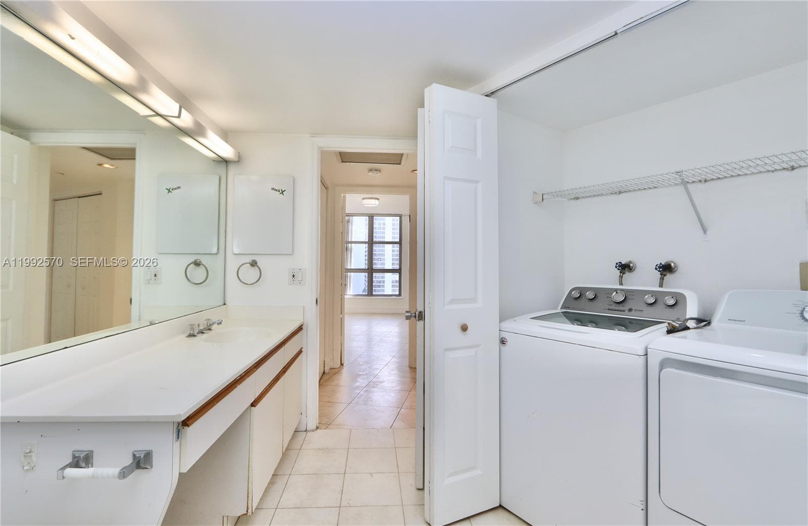 3500 Mystic Pointe Dr # 1207, Aventura FL 33180 — 29